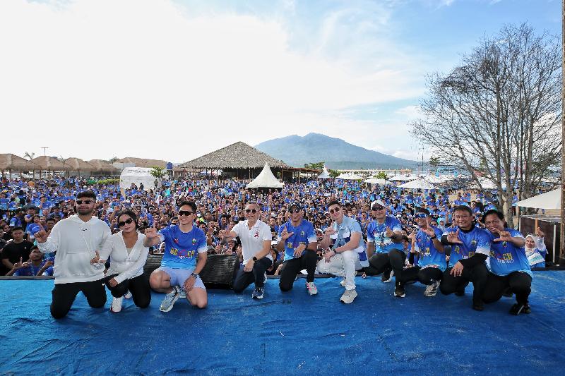 Menko Pangan dan Gubernur Lampung Lepas Ribuan Peserta Krakatau Beach Run 2025