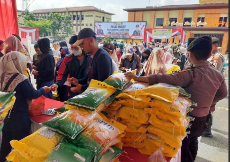 Polda Lampung Gelar Pasar Murah, Kapolda : Jika Ada Timbunan dan Bahan Pokok di Atas HET, Tim akan Bergerak