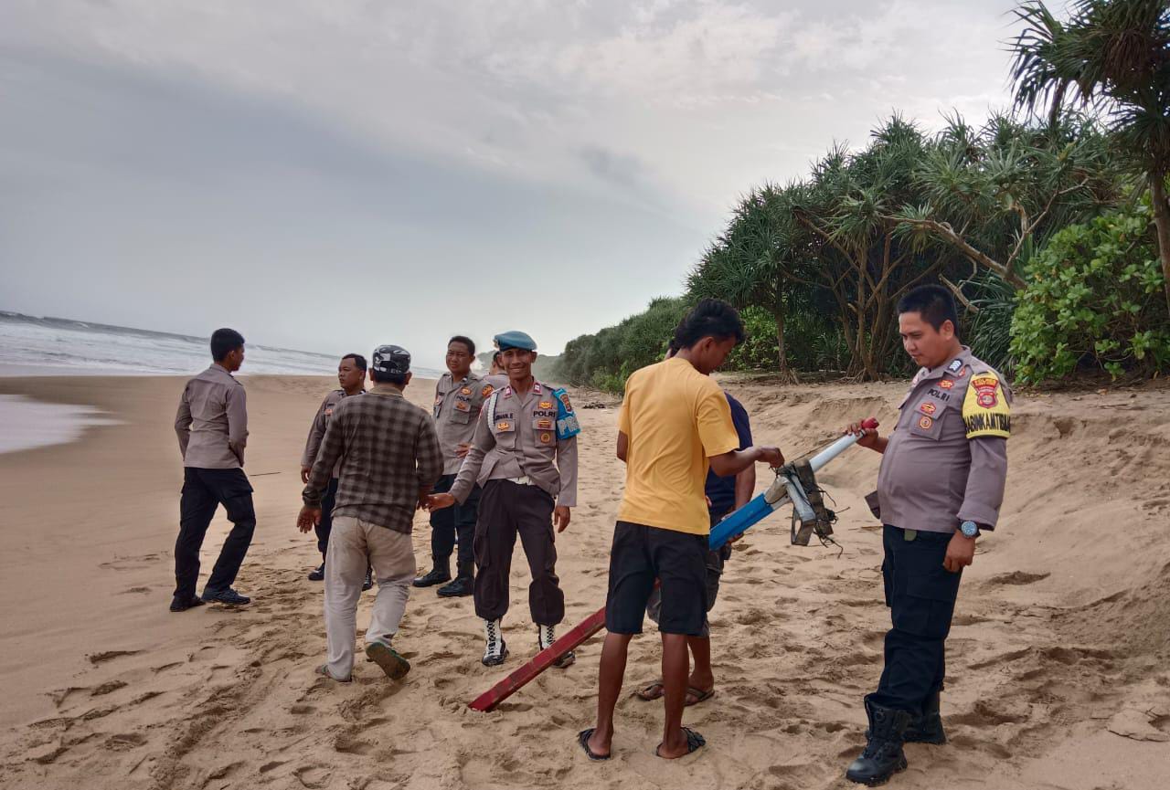 Pencarian Nelayan Tenggelam Ditunda, Dilanjutkan Esok Hari