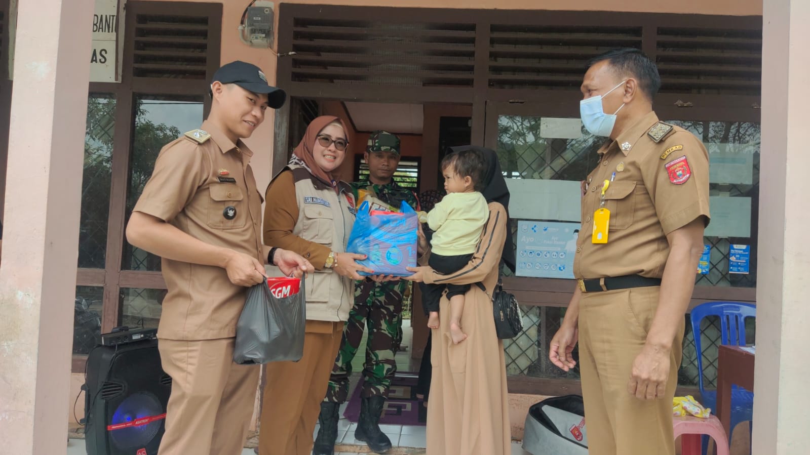 Tangani Stunting, Pekon Luas Salurkan Sejumlah Bantuan Makanan Tambahan 