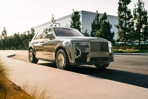 Modifikasi Rolls-Royce Cullinan Jadi Brabus 700, Performa dan Kemewahan Maksimal
