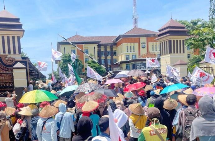 Ratusan Petani Desak Polda Lampung Berantas Mafia Tanah