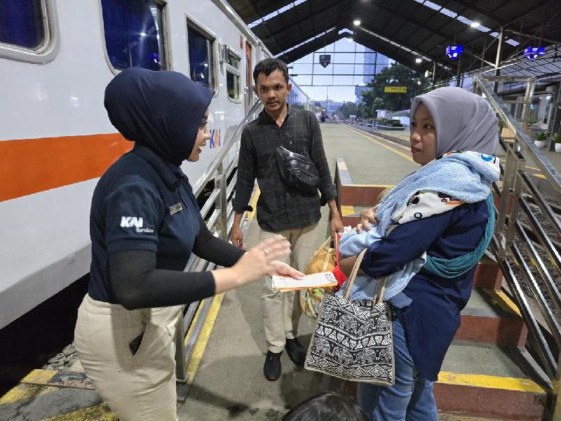KAI Imbau Masyarakat Beli Tiket Hanya di Kanal Resmi