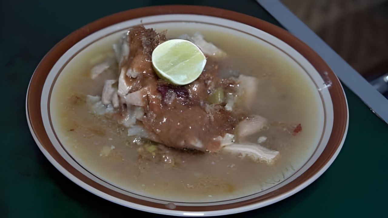 Kaldu Kokot: Sup Khas Madura Berbahan Kaki Sapi yang Kaya Rasa dan Gizi