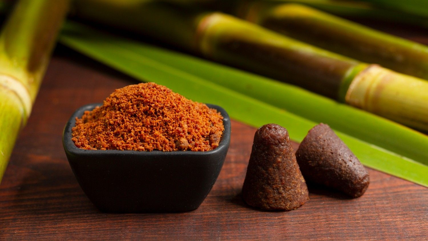 Perbedaan Gula Aren dan Gula Merah yang Perlu Kamu Ketahui