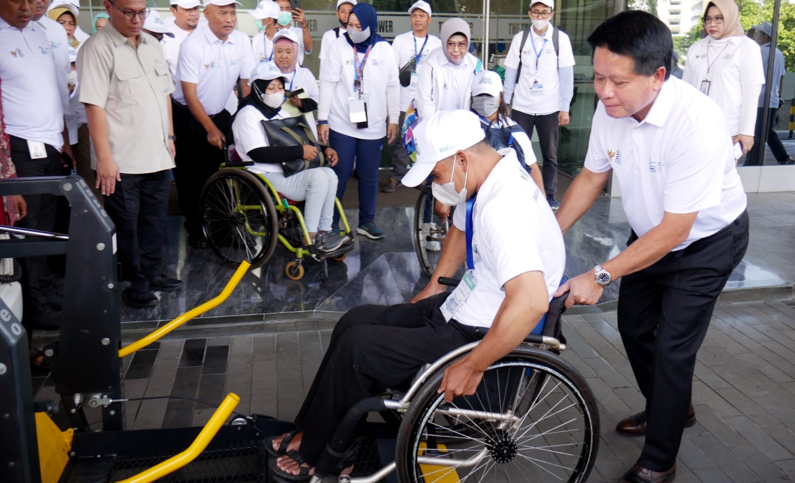 BSI Berangkatkan 619 Peserta Mudik Bareng BUMN, Ada Bus Khusus Disabilitas