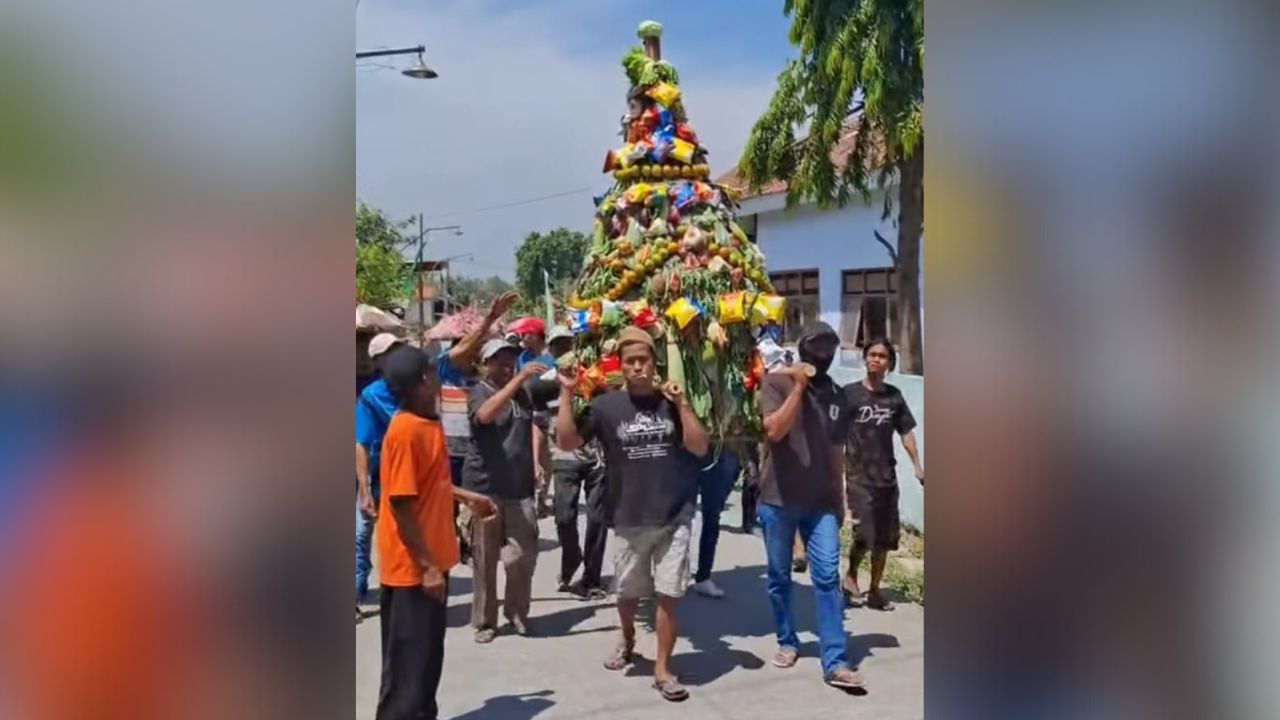 Tradisi Sedekah Bumi: Sejarah, Makna, dan Prosesi Pelaksanaannya