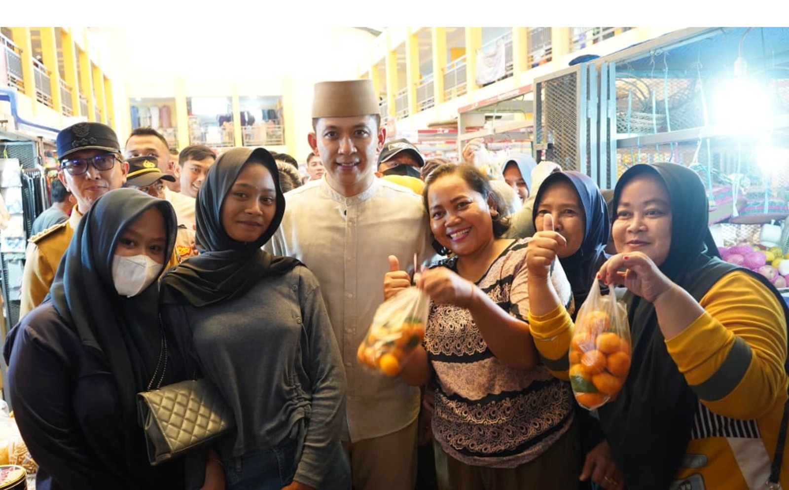 Bupati Egi Blusukan ke Pasar Natar, Cek Harga Sembako Jelang Lebaran