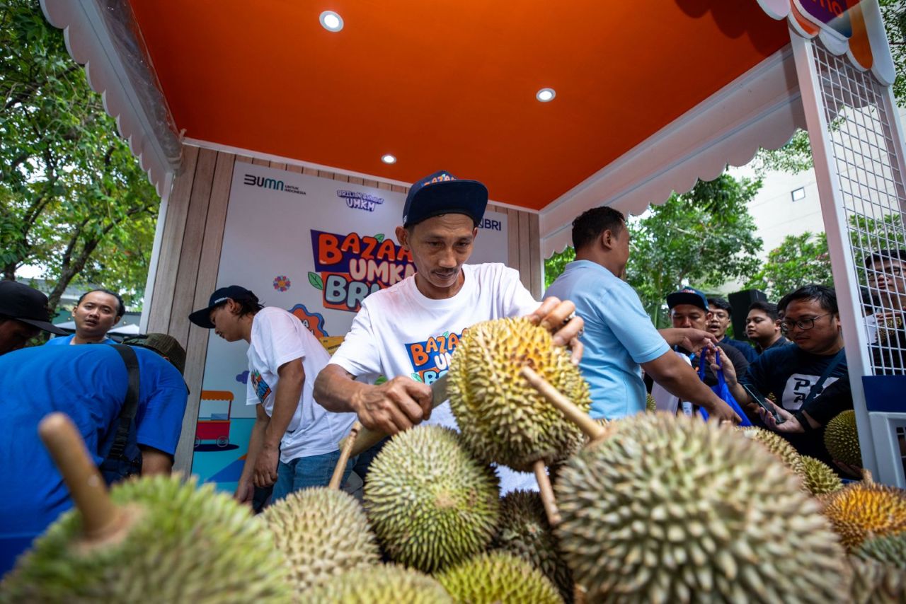 Petani Durian Pekalongan Naik Kelas Berkat Dukungan BRI