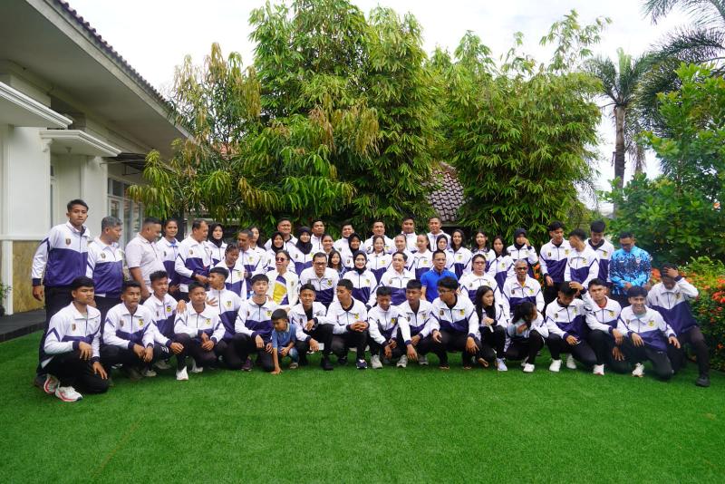 38 Atlet FORKI Lampung Dilepas Resmi oleh Wagub Jihan Menuju Kejurnas Karate di Riau