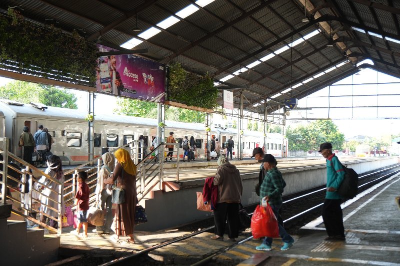 KAI Permudah Sewa dan Kerja Sama Aset Melalui Platform Space by KAI