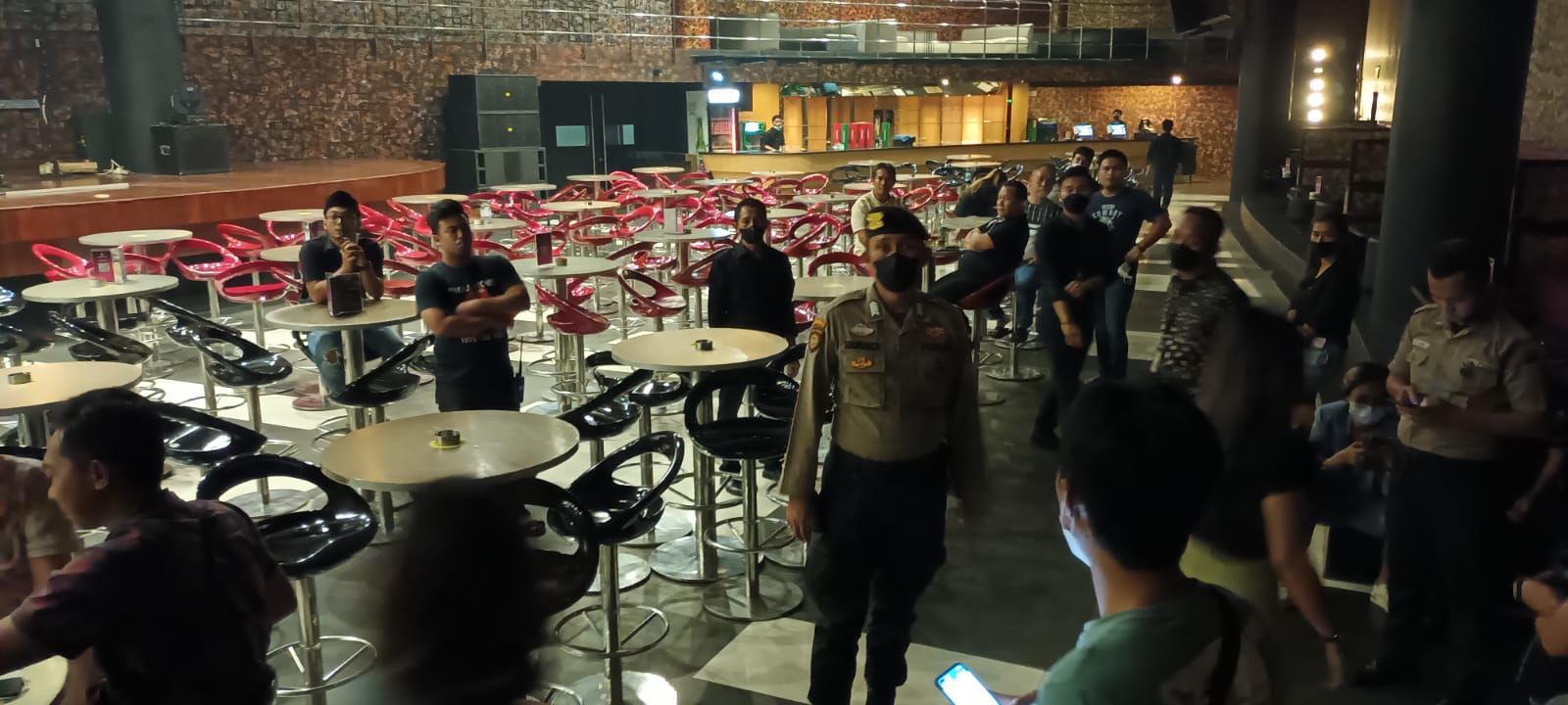 Polsek Teluk Betung Selatan Laksanakan Patroli Tempat Hiburan Malam