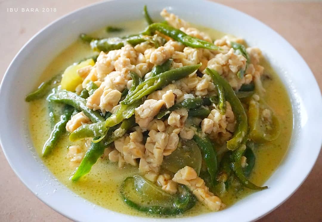 Empis-Empis: Sajian Pedas Gurih dari Tanah Jawa yang Menggugah Selera