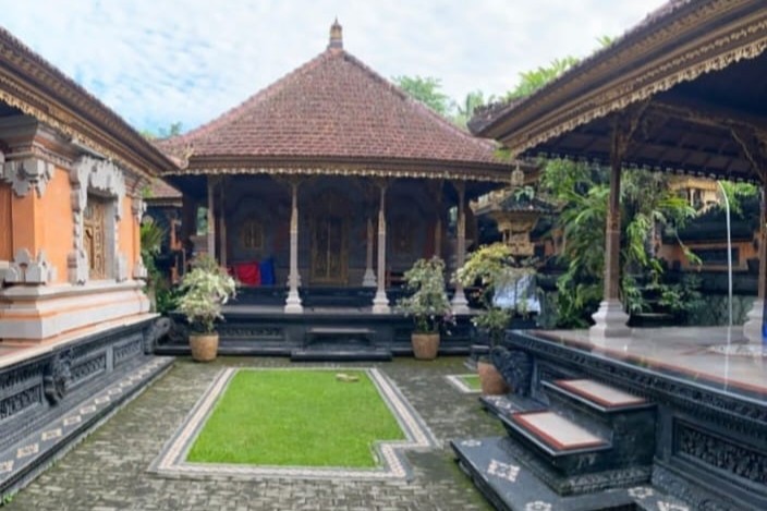 Rumah Adat Bali: Struktur, Fungsi, dan Filosofinya