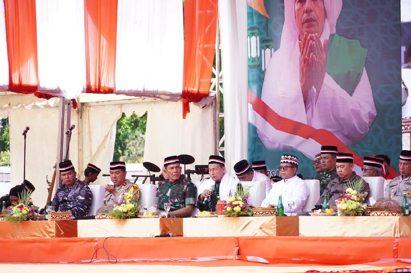 Pj Gubernur Samsudin Hadiri Lampung Bershalawat dan Doa Lintas Agama Pada Peringatan HUT TNI