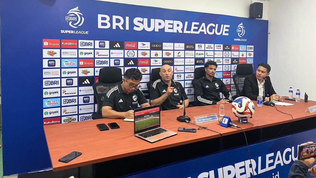 Imbang Lawan Bhayangkara FC, Pelatih PSM Kritik Keputusan Wasit yang Kontroversial