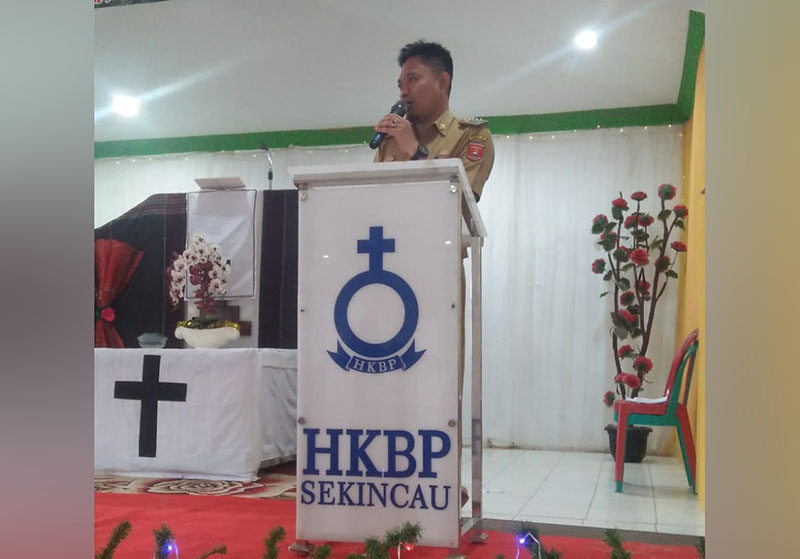 Hari ke 2 Natal, Camat Sekincau dan Jajaran Kunjungi Sejumlah Gereja