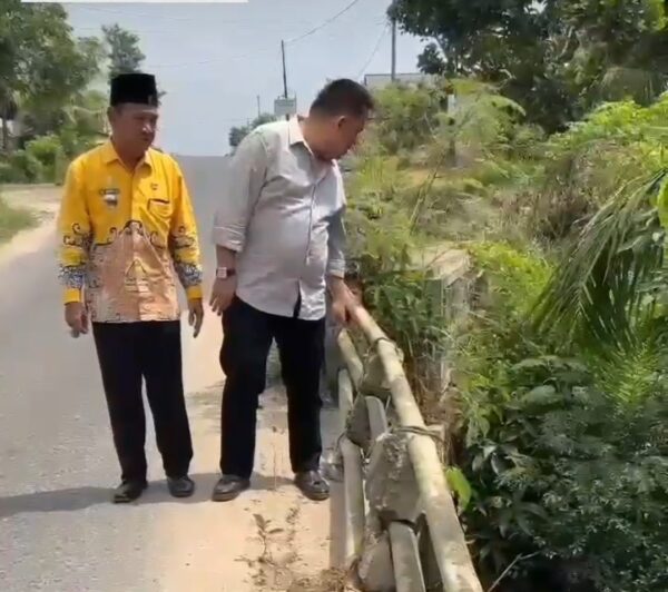 Reses ETS: Warga Minta Perbaikan Jalan Utama Seputih Surabaya Lamteng diperlebar