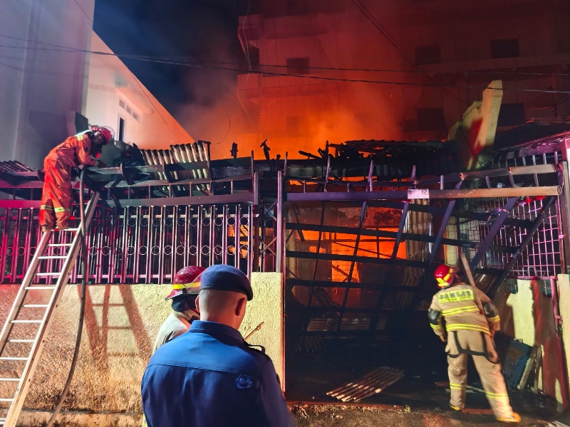 Kebakaran Rumah di Tanjung Karang Pusat, Kerugian Capai Rp 200 Juta