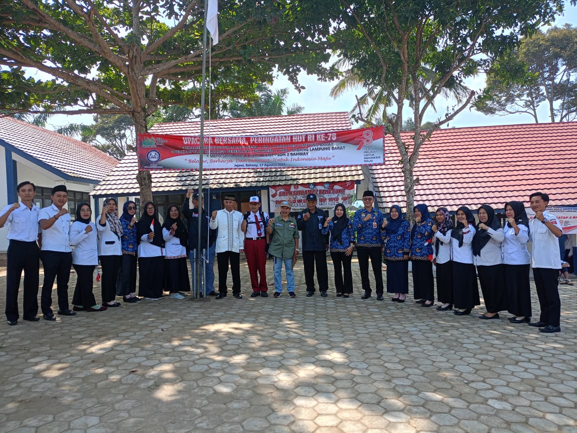 Dua Sekolah di Kaki Gunung Pesagi Jadi Lokasi KKI-PKBI Lampung Barat Menggelar Upacara Peringatan HUT RI Ke-78