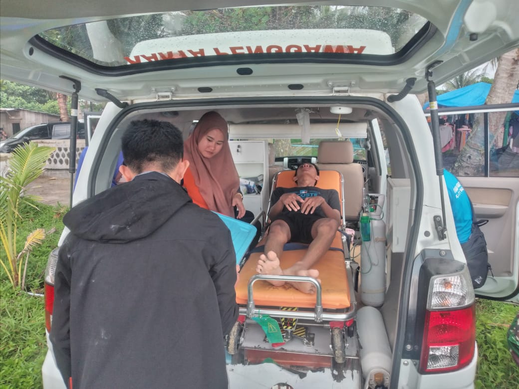 Asyik Berenang, Warga Suoh Lampung Barat Nyaris Tenggelam di Pantai Labuhan Jukung