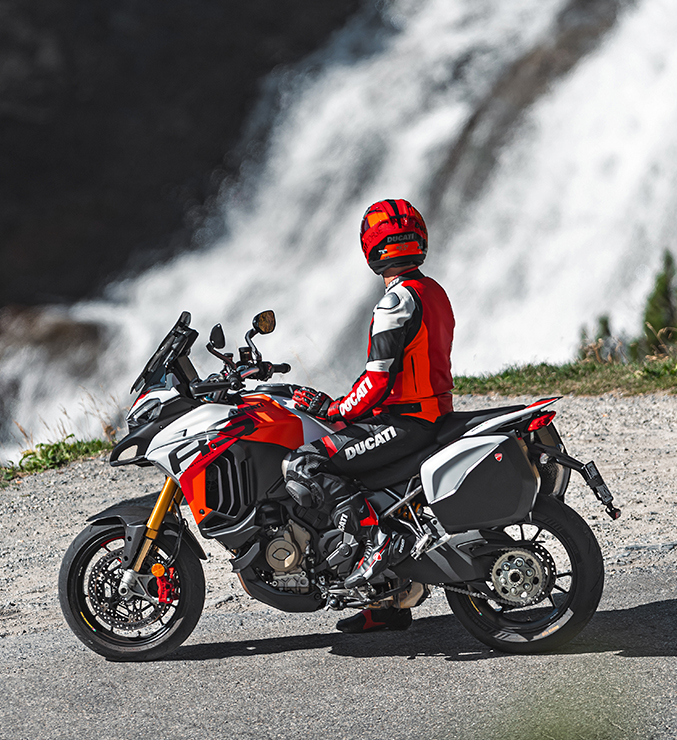 Ducati Multistrada V4 RS: Adventure Bike Premium dengan Performa Superbike