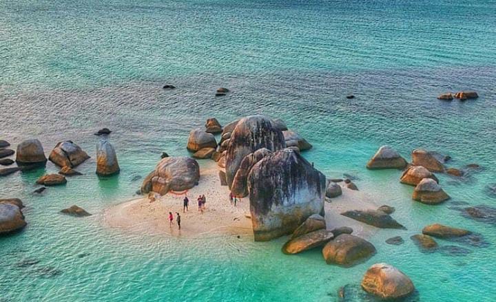 Surga Tersembunyi Tanjung Kelayang, 5 Spot Eksotis yang Wajib Disinggahi