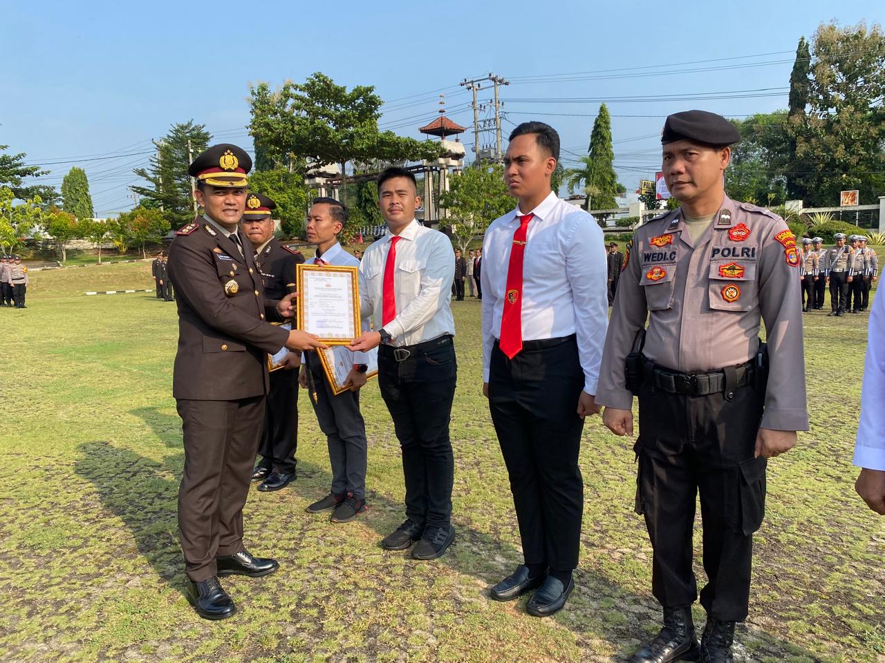 56 Personel Berprestasi Polres Lampung Utara Terima Penghargaan di Hari Kebangkitan Nasional