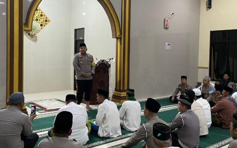 Polres Lamsel Gelar Safari Subuh Di Kecamatan Kalianda 