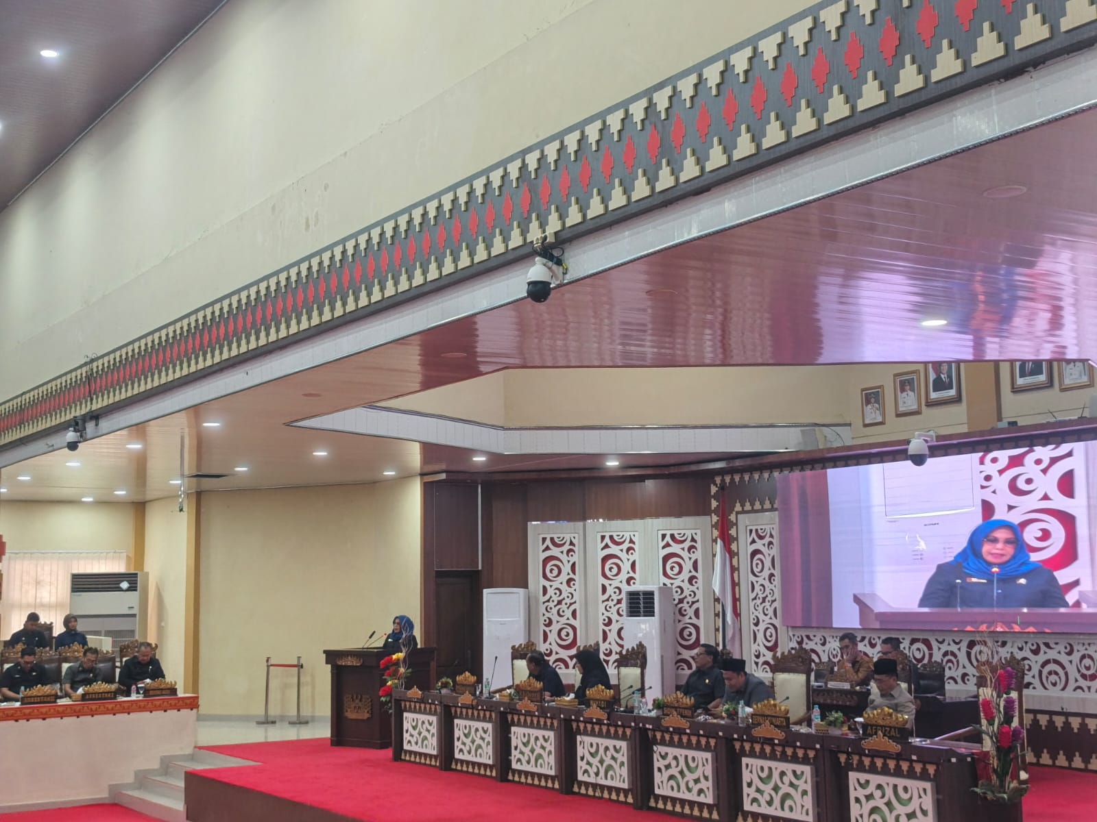 DPRD Bandar Lampung Sampaikan Pandangan Umum Raperda Perubahan APBD 2025