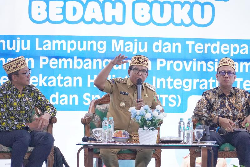 Pj Gubernur Lampung Buka Peluncuran dan Bedah Buku