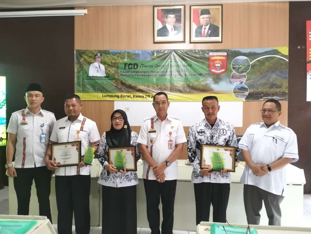 Mantap! Tiga Sekolah di Lampung Barat Raih Penghargaan Adiwiyata 