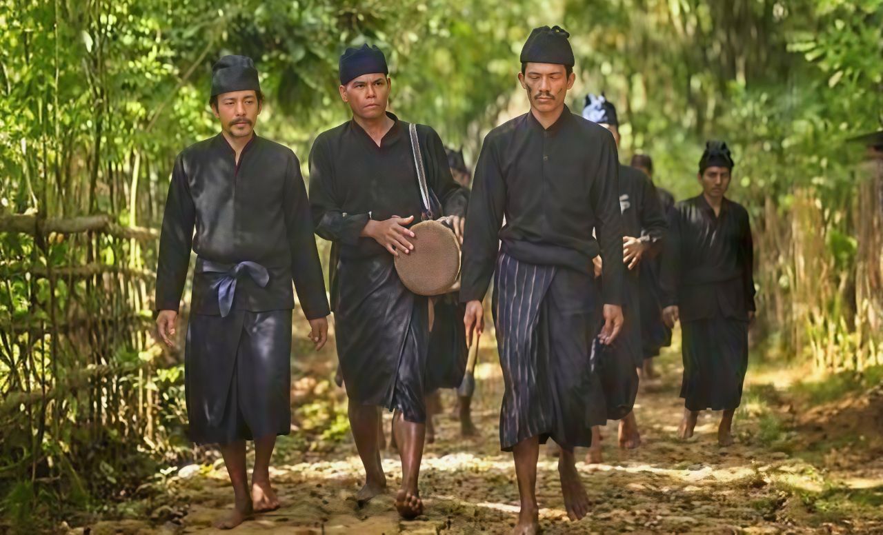 Suku Kajang di Bulukumba: Hidup Sederhana dan Menyatu dengan Alam