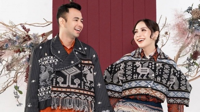 Raffi Ahmad dan Nagita Slavina Sumbangkan Rp15 Miliar untuk Korban Banjir di Sumatera