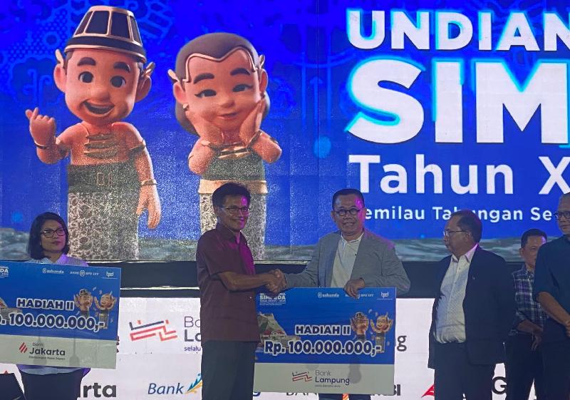 Nasabah Bank Lampung Raih Hadiah Rp100 Juta di Undian Tabungan Simpeda Nasional