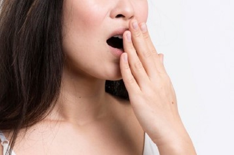 Tidak Percaya Diri karena Bau Mulut? Ini 7 Langkah Mengatasinya