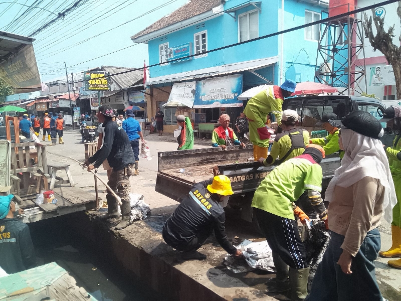 Pemkot Bandar Lampung Intensifkan Pembersihan Drainase Demi Cegah Banjir