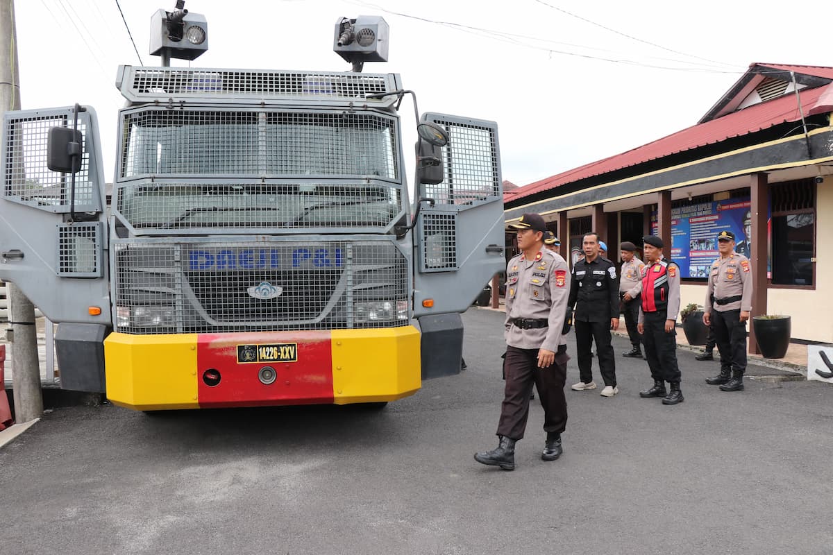 Waka Polres Lampung Barat Cek Randis Hingga Mobil Water Canon untuk Persiapan Pengamanan Pilkada