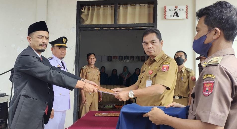 Langsungkan Sertijab, Jabatan Camat Sukau Resmi Berganti