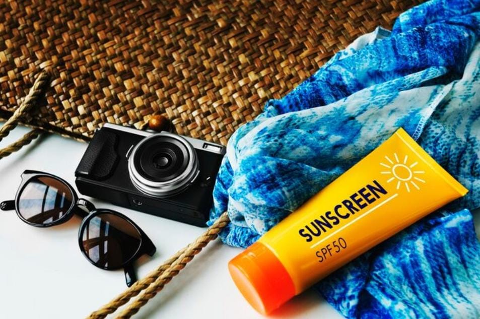 3 Sunscreen Terbaik untuk Kulit Kombinasi yang Wajib Dicoba