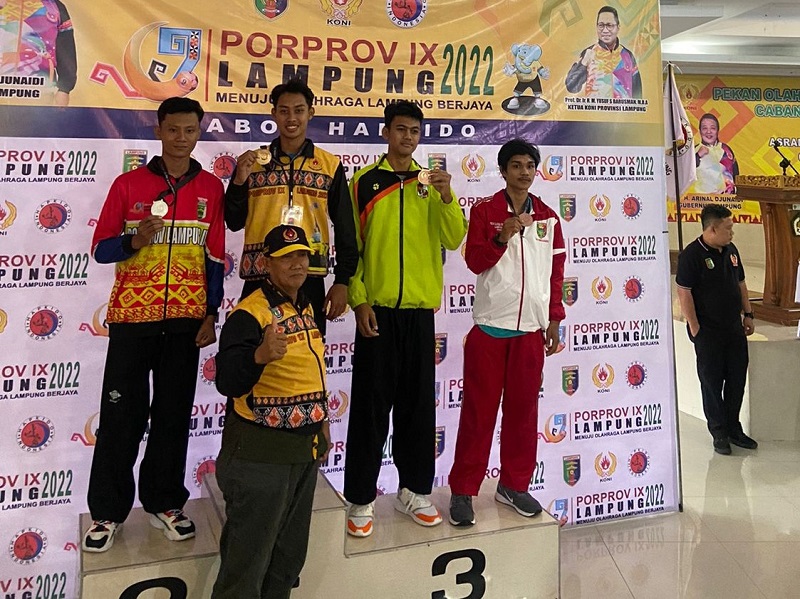 Tiga Mahasiswa UAP Raih Medali Emas, Perak dan Perunggu di Porprov IX Lampung