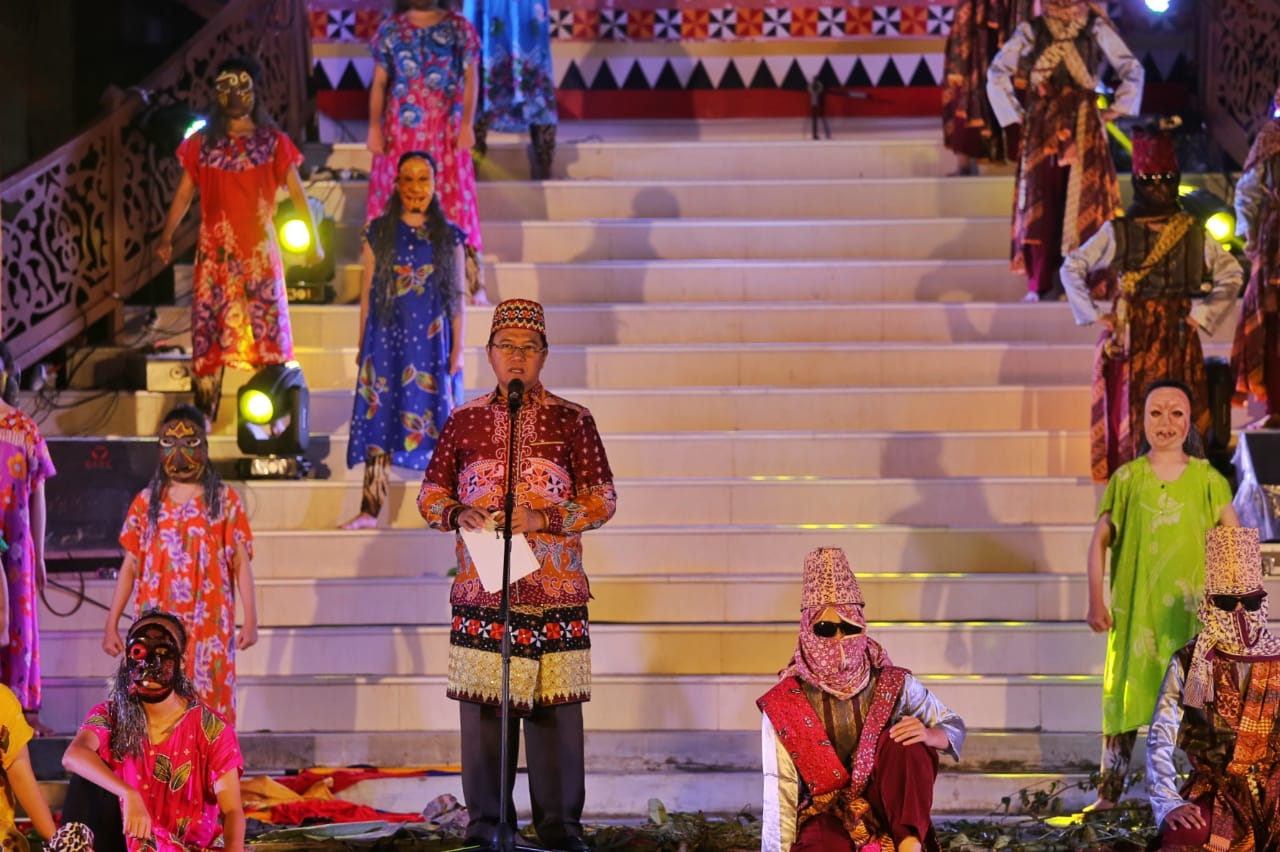 Pj. Bupati Lampung Barat Apresiasi Disporapar atas Suksesnya Festival Budaya Sekala Bekhak Ke 9 