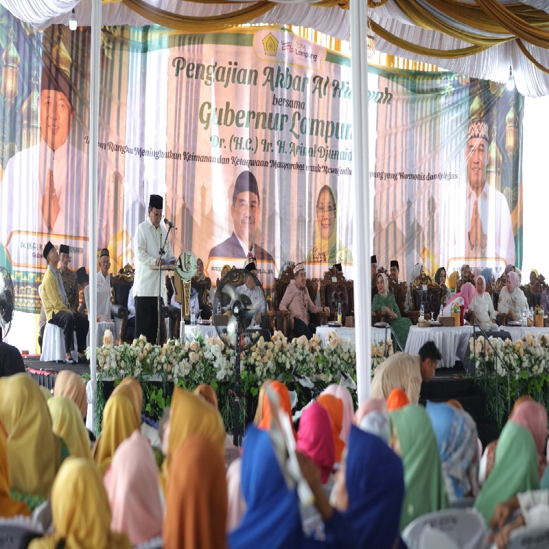 Gubernur Arinal Hadiri Pengajian Akbar Pemprov Lampung di Kabupaten Pesawaran