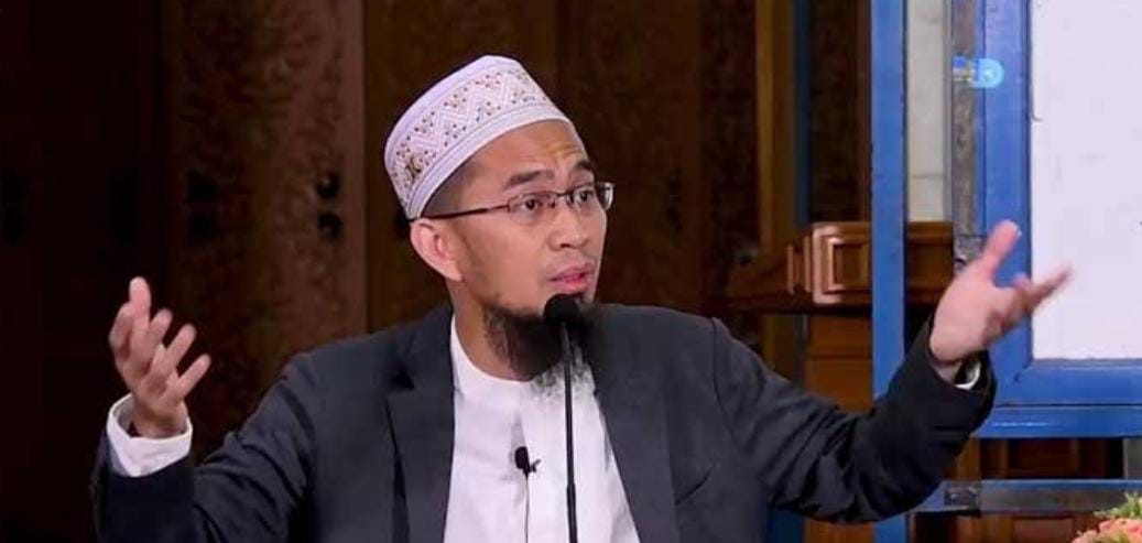 Ustadz Adi Hidayat : Ketahuilah Benda Ini Bikin Malaikat Pembawa Rezeki Tidak Mau Masuk Rumah