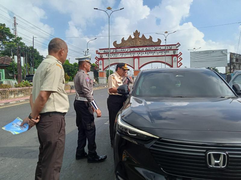 Bapenda Lampung Gelar Razia Gabungan, Sosialisasikan Program Pemutihan Pajak