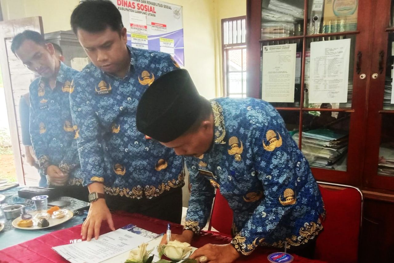 Imam Hanafi Resmi Jabat Kepala Dinas Sosial Lampung Utara