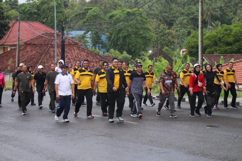 Polres Lampung Selatan Olahraga Bersama TNI Guna Perkuat Sinergitas 