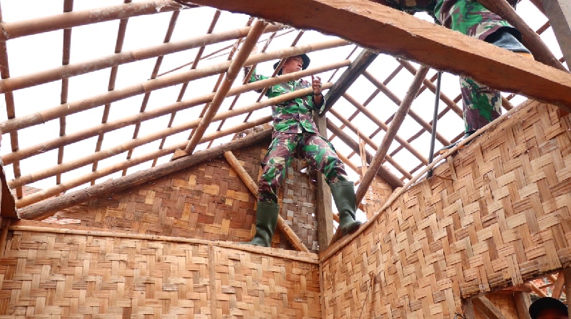 Kodim 0410/Kota Bandar Lampung Awali Karya Bakti Imbangan 2025 di Kelurahan Batu Putuk