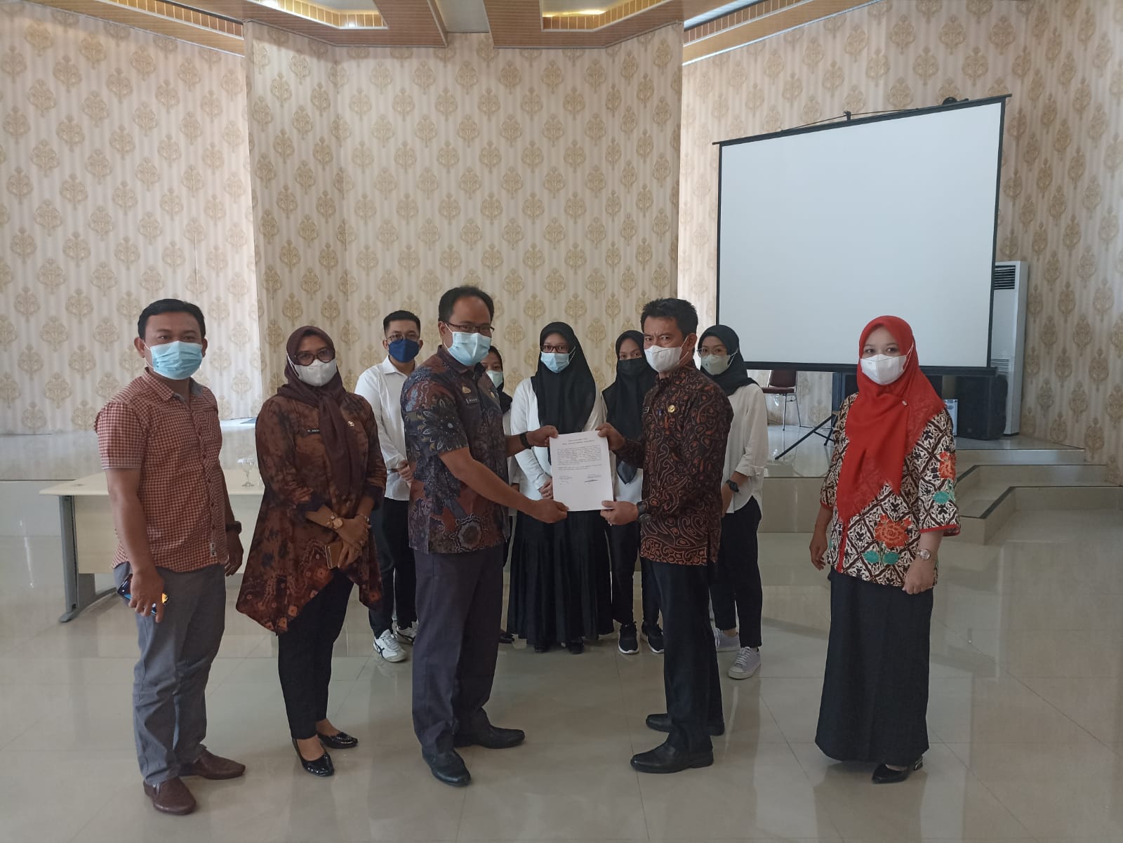 Alhamdulillah, Lambar Terima Lima Orang Dokter Gigi Program NSI 2022
