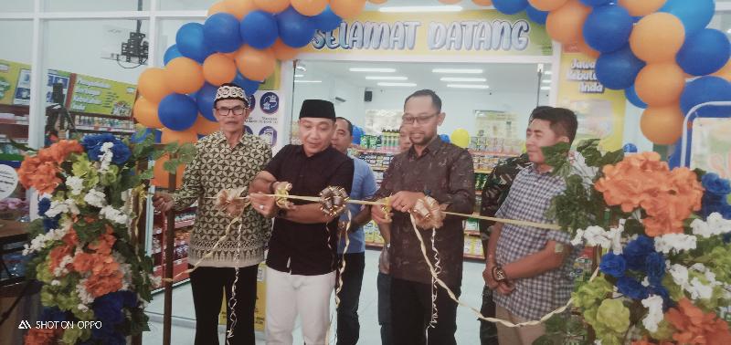 Wabup Syaiful Resmikan UPK Mart Jatiagung